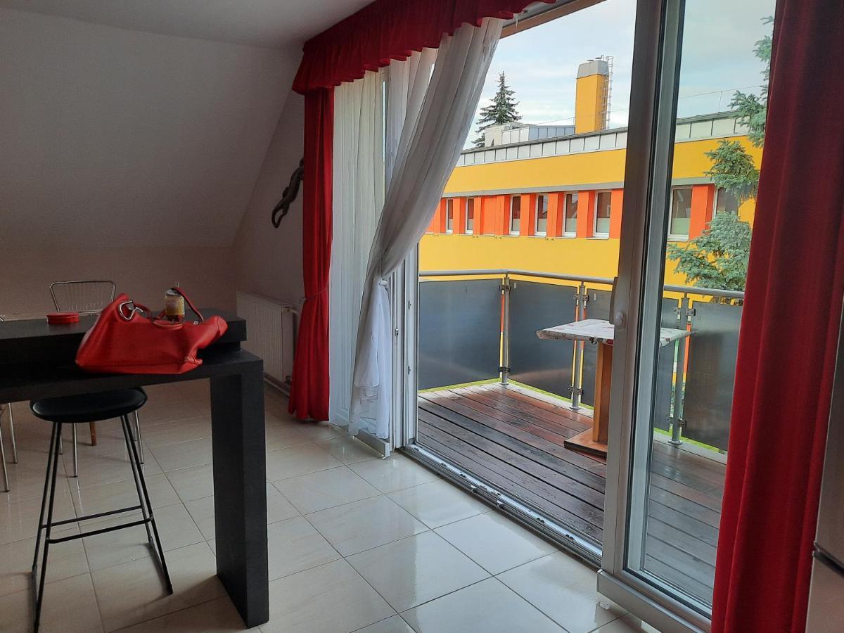 Fitt Apartman Lenti Dış mekan fotoğraf