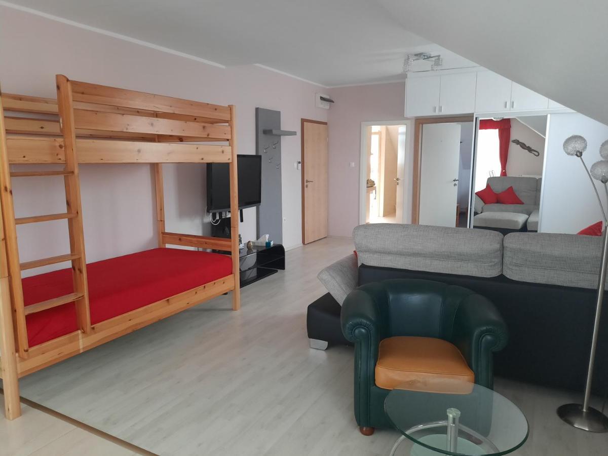 Fitt Apartman Lenti Dış mekan fotoğraf